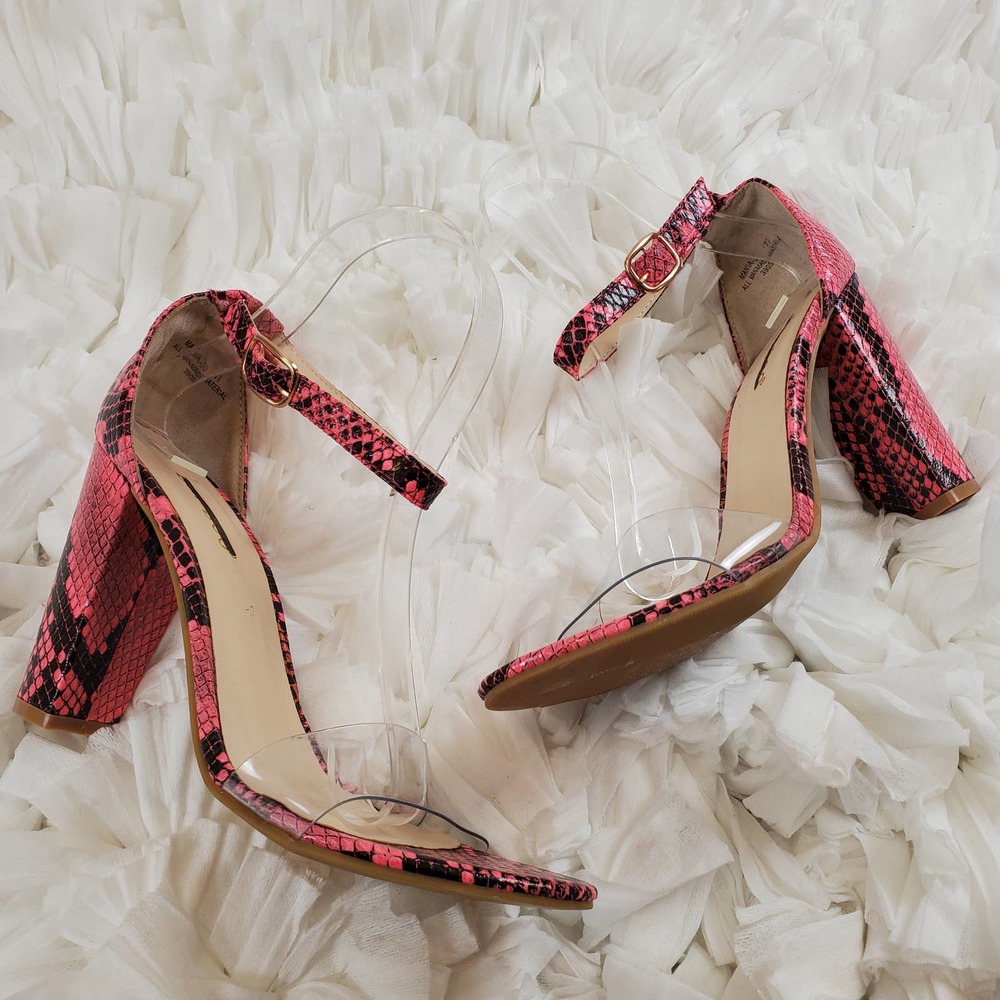 BAMBOO Snakeskin Pink Black Ankle Strap Block Heel Pump Women's Size 7.5
